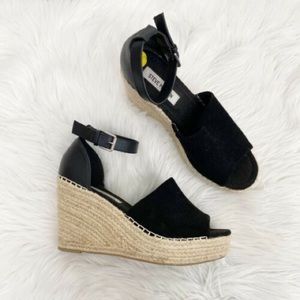 Steve Madden Black Espadrille Wedges